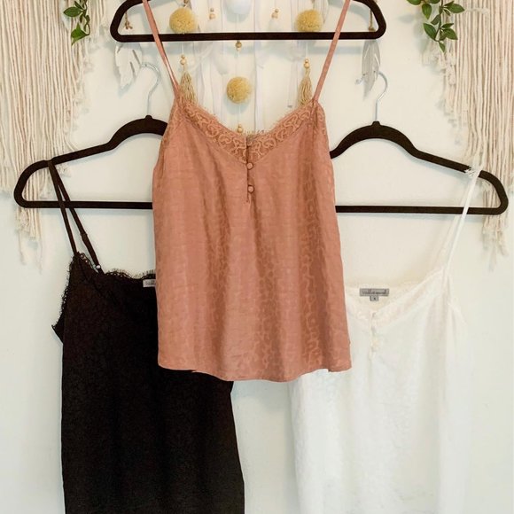 1 SMALL LEFT!😍 Leopard Sateen Camisole - Picture 3 of 3